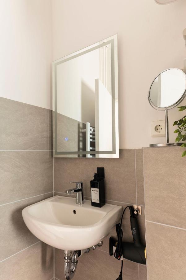 Central Design Apartments At Ku'Damm Berlin Exterior photo